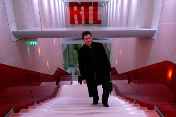 Humoriste Laurent Gerra anime sur RTL l'emission quotidienne 'Le Grand Juron'. Il livre chaque soir à 18h30 en direct sa vision corrosive de...