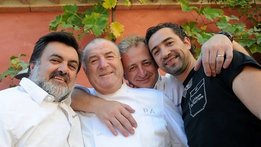 Pierre Augé, ici en en 2015, entouré de Laurent Carratié, Fabien Lefebvre et de son fils le chef Petit Pierre.