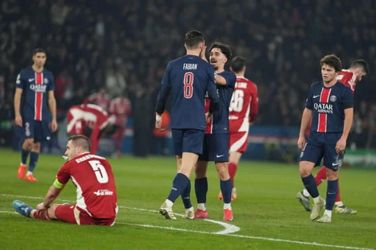 PSG - Brest : Paris atomise le Stade Brestois et se dirige vers les 8es de finale de la Ligue des champions, le résumé