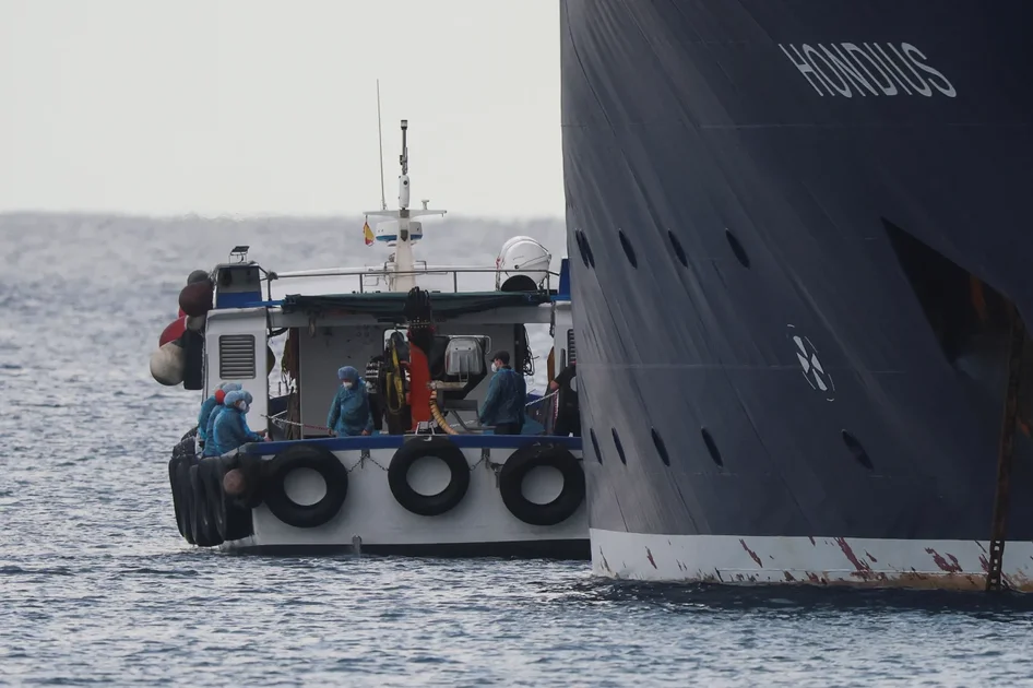 US passengers from the cruise ship MV Hondius, affected by a hantavirus outbreak, are transferred by boat to the port after disembarking, at the port of Granadilla de Abona, in Tenerife, Spain, on Sunday.