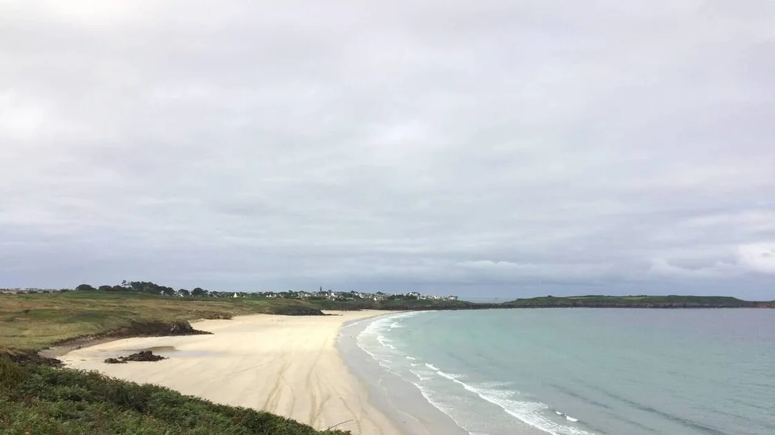Jeudi 14 mai 2026, une sortie de longe-côte, un sport de marche aquatique, a tourné au drame au Conquet (Finistère).