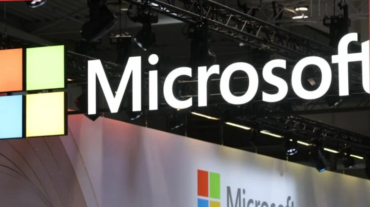 Bill Ackman Dumps Alphabet, Piles $2.1B Into Microsoft in Major Tech Rotation