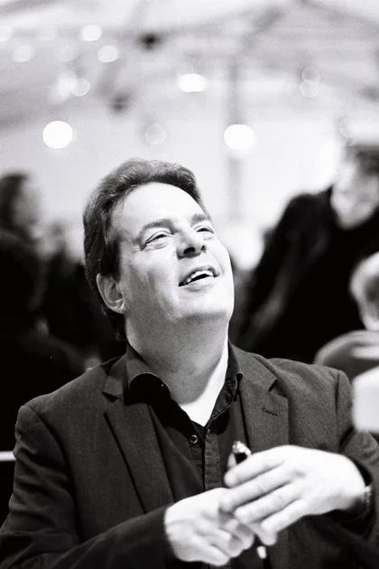 Douglas Kennedy : nouvelle chronique, succès en librairie et Palme à Cannes