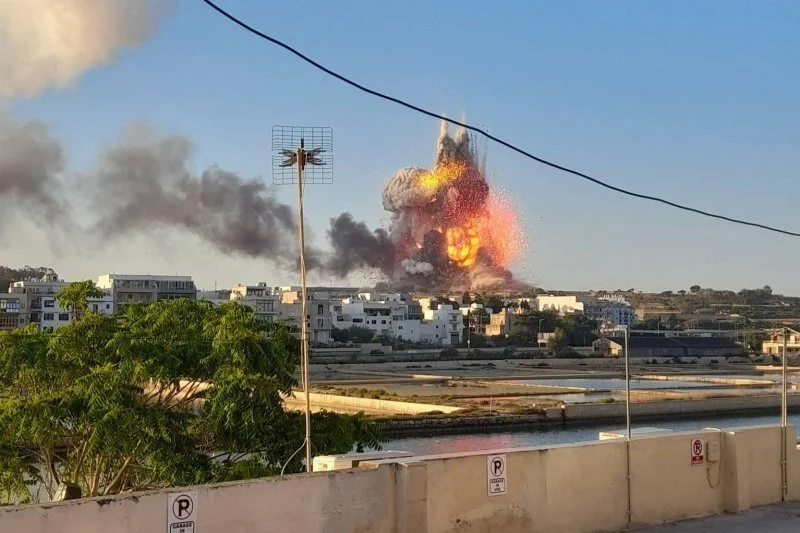 Massive fireworks factory explosion rocks Malta -  VIDEO