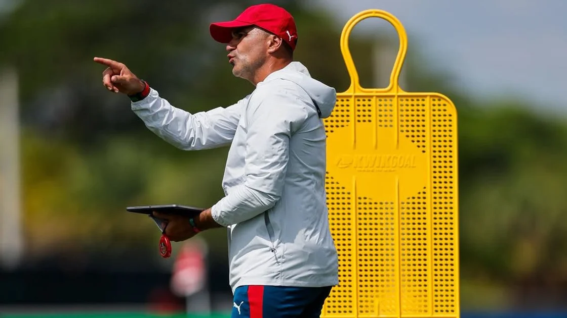 Roberto Martinez Hints at Leaving Portugal after 2026 World Cup: Won't Disturb Team