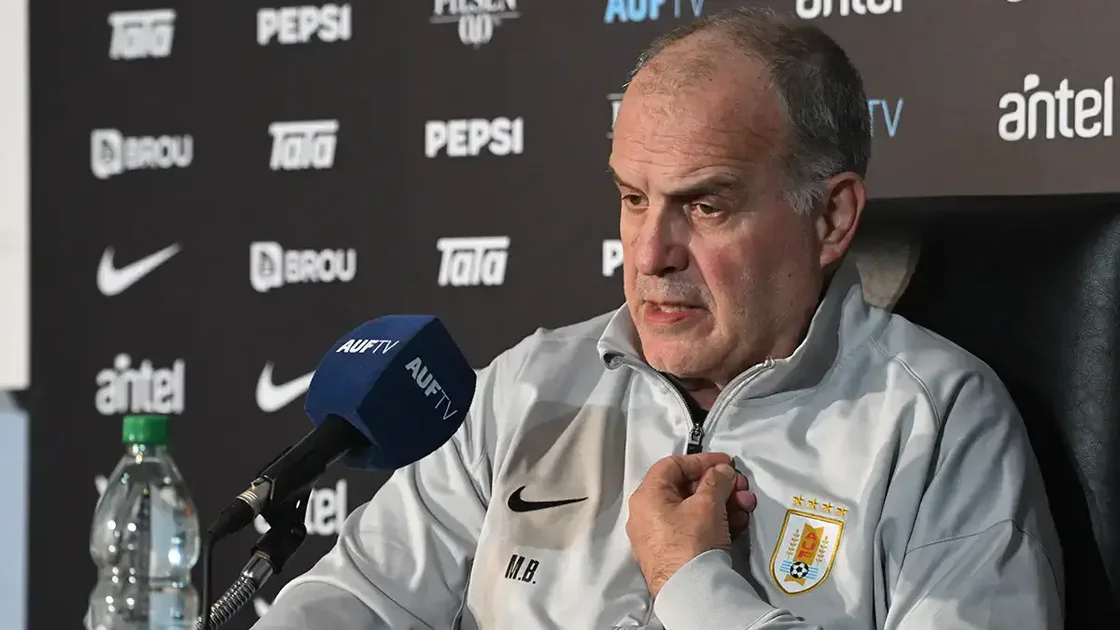 Scandal within the team. Uruguay squad players have major falling out with Marcelo Bielsa ahead of Spain clash
