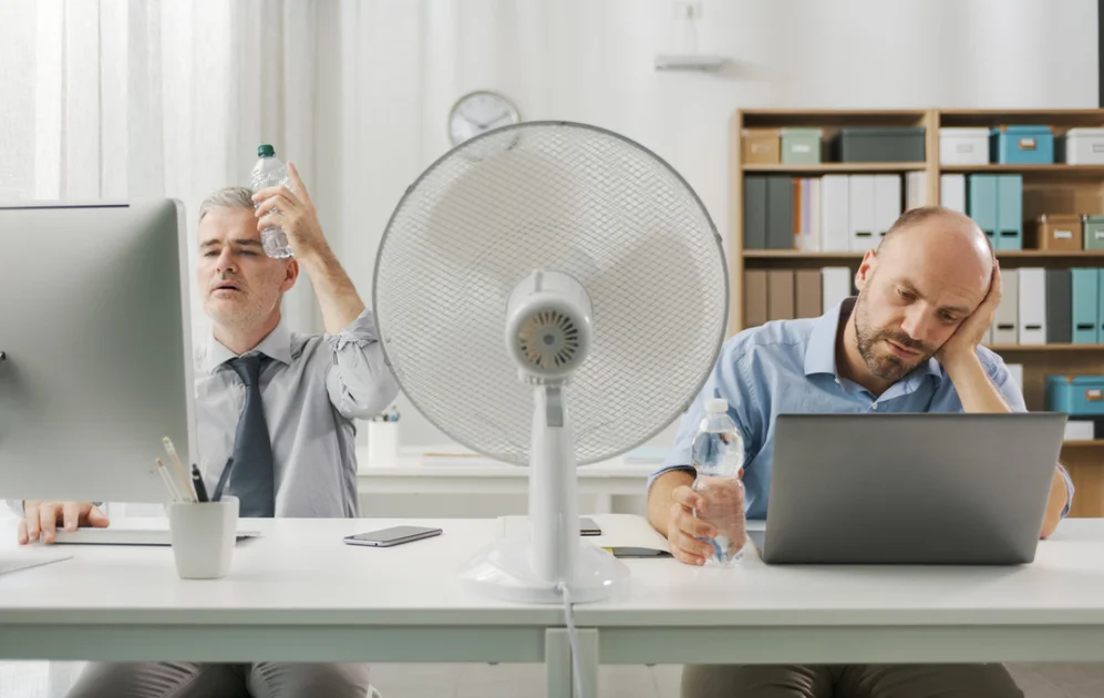 Canicule et travail : quels droits pour les salariés en 2026 ?