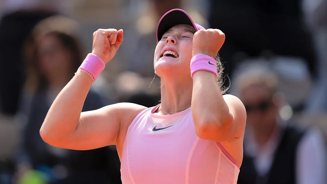Mirra Andreeva breaks down in tears after Wimbledon defeat: 'It’s gonna take some time'