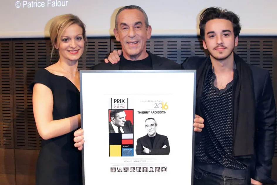 Thierry Ardisson : près d’un an après sa mort, son fils Gaston vient de se marier à Ximena, sa sublime mexicaine