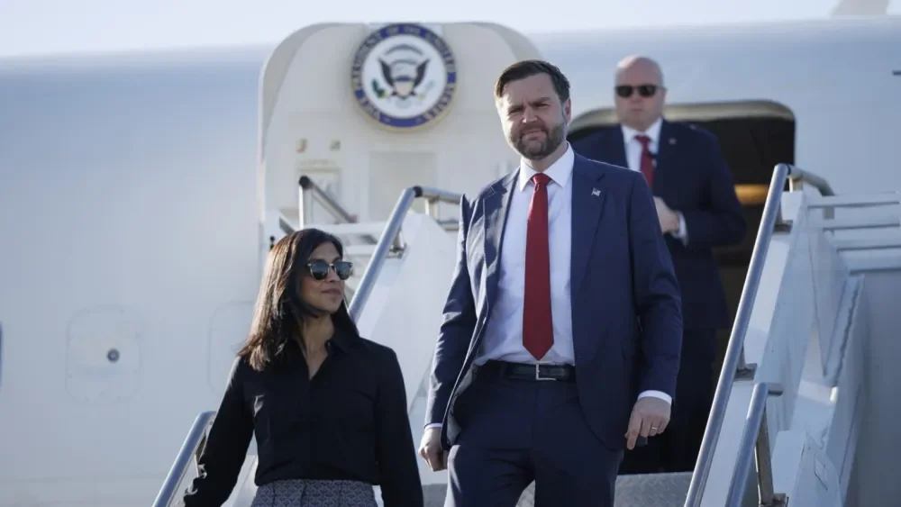 JD Vance’s Secret Service Detail ‘Fed Up’ Over Chopper Request for Son’s Golf Lesson