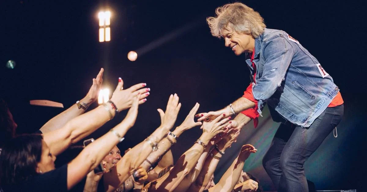 Jon Bon Jovi sparks concern after cutting New York concert short