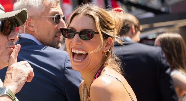 laury-thilleman-evoque-sa-separation-avec-paul-mirabel-son-remede-intense-par-la-sueur-et-les-larmes