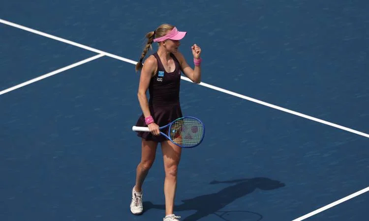 Harriet Dart gives a fist pump celebration in a first round win at the 2026 US Open