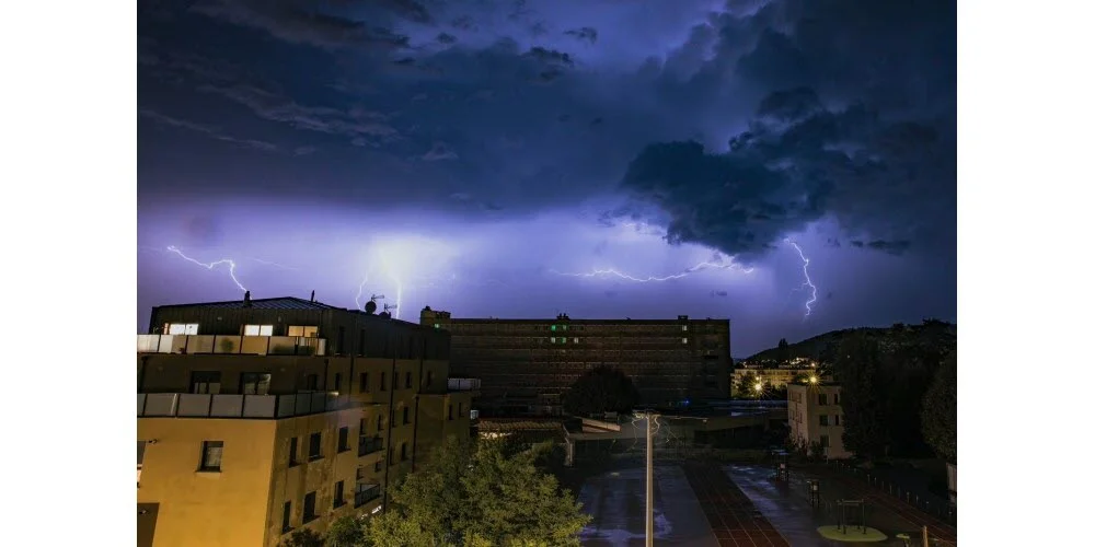 Nouvelle nuit d'orages dans le Nord-Isère. Photo Le DL/Jean-Baptiste Bornier