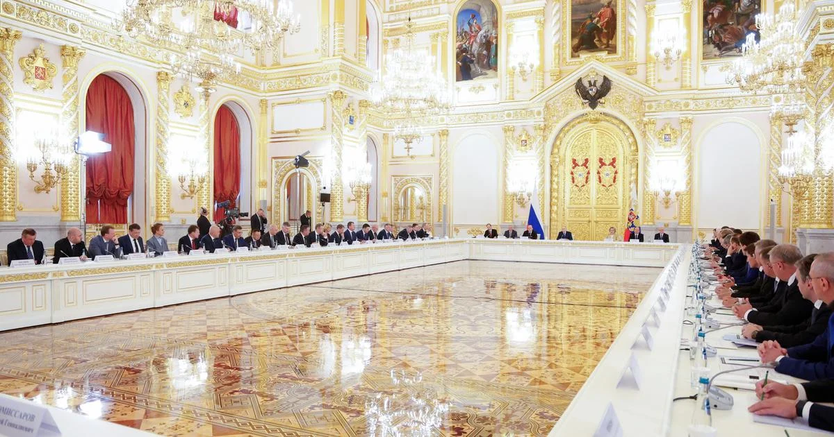 Le Kremlin indique «étudier» l’invitation de Donald Trump à Vladimir Poutine pour participer au G20