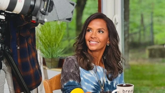 Karine Le Marchand reprendra du service dans "L’amour est dans le pré" saison 21 le lundi 17 août 2026.