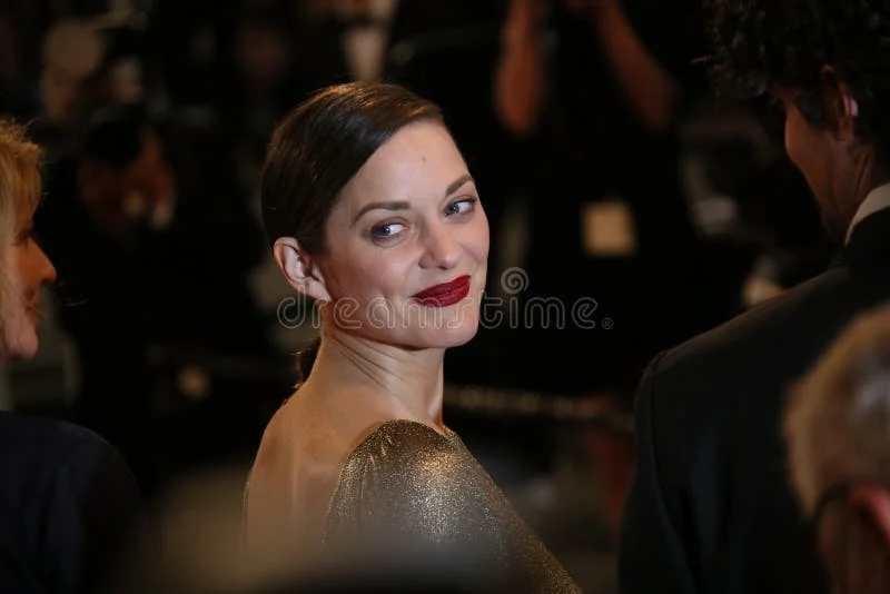 Marion Cotillard attends the screening of 'From The Land Of The Moon (Mal De Pierres)' at the annual 69th Cannes Film Festival at Palais des Festivals on May 15, 2016 in Cannes, France. Marion cotillard stock images, royalty-free photos and pictures