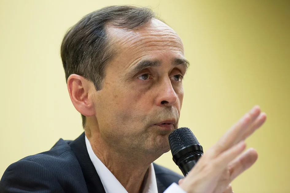 Robert Ménard et Montpellier 2026 : le maire de Béziers relance le débat sur la droite radicale