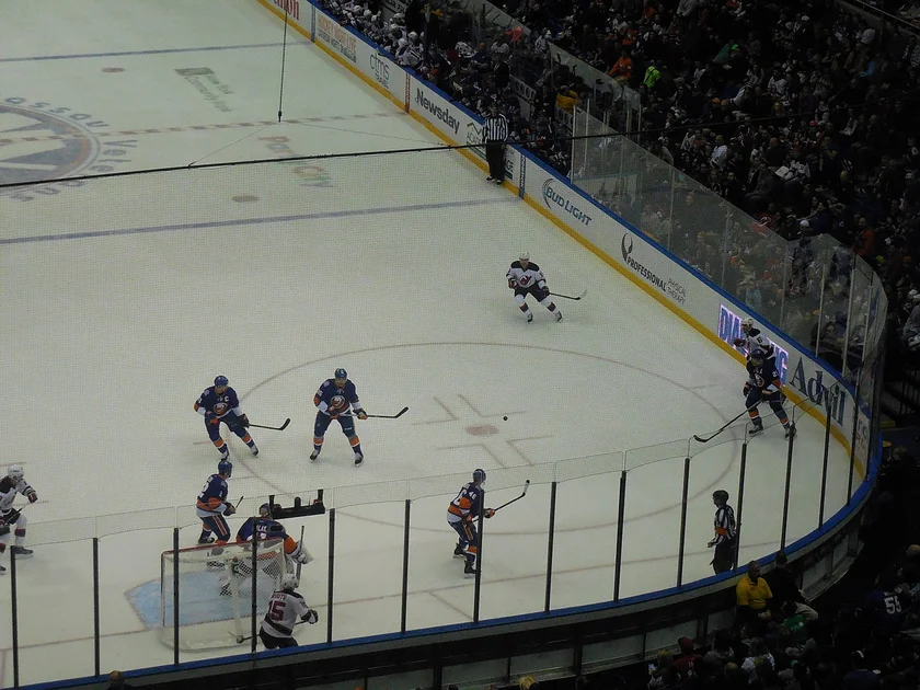 Devils – Canadiens : un duel électrique en NHL qui relance la course aux playoffs